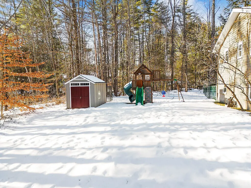 50 Country Club Road Manchester ME 04351