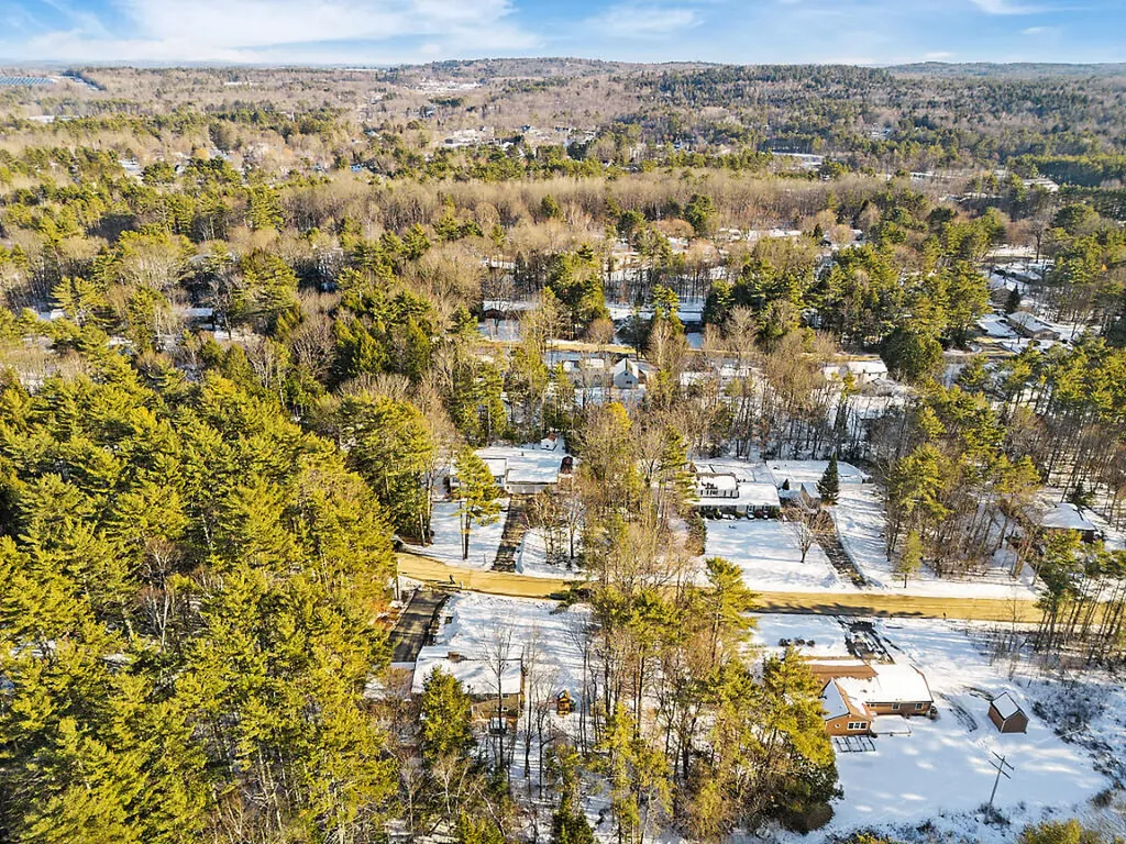 50 Country Club Road Manchester ME 04351
