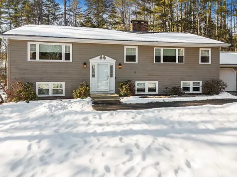 50 Country Club Road Manchester ME 04351