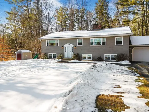 50 Country Club Road Manchester ME 04351