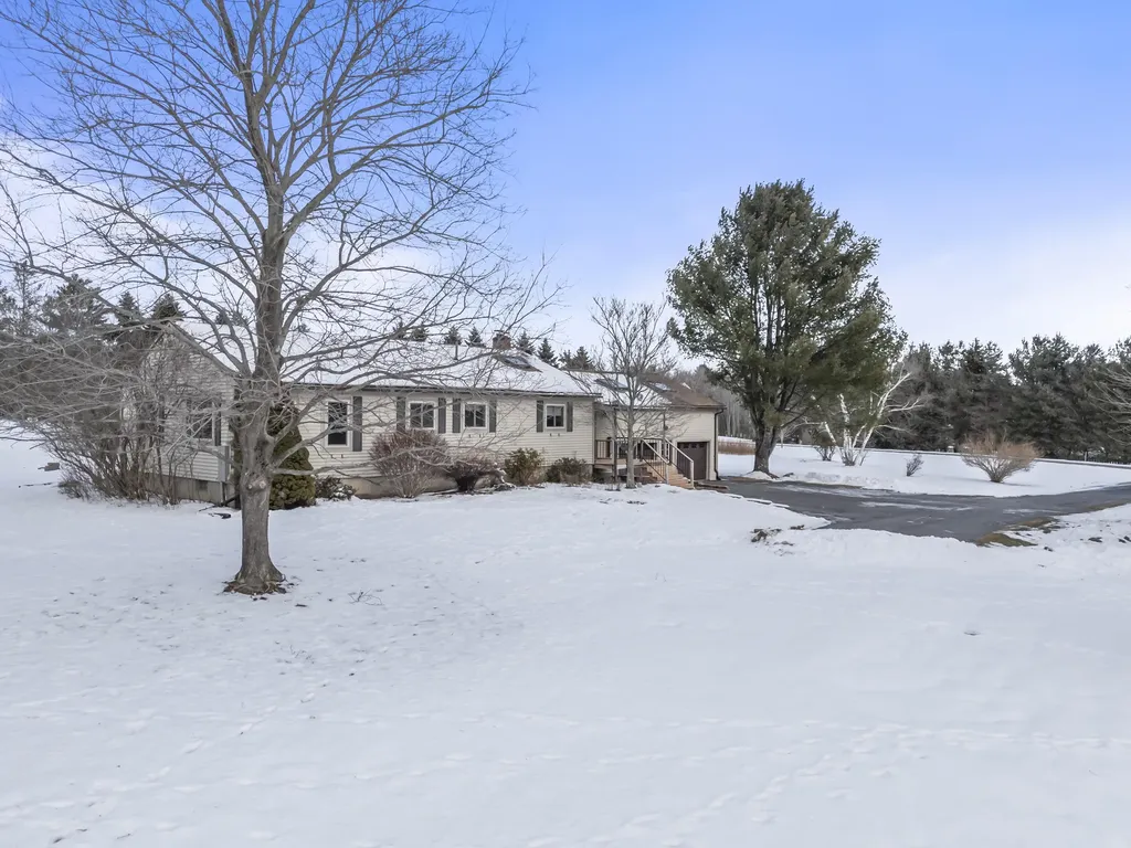 4 Abbi Lane Scarborough ME 04074