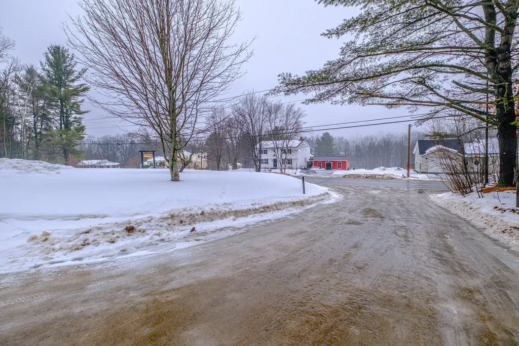 184 Route 108 Rumford ME 04276