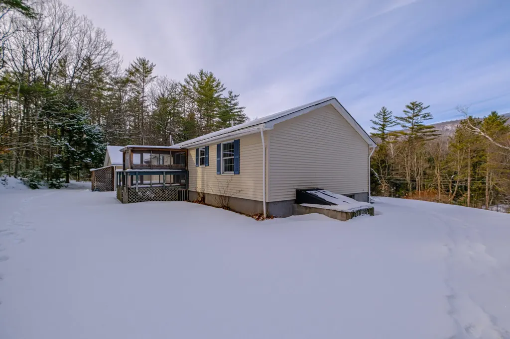 1398 North Road Gilead ME 04217