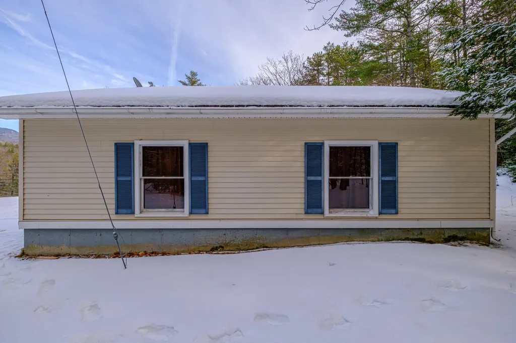 1398 North Road Gilead ME 04217