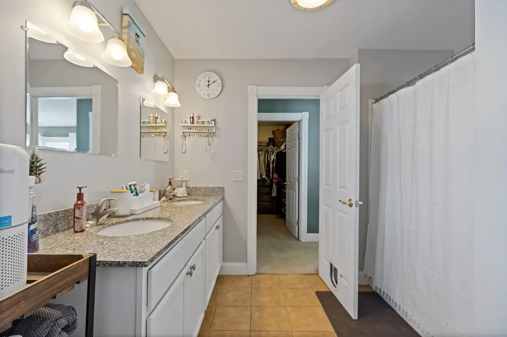 15 Fieldstone Drive Augusta ME 04330