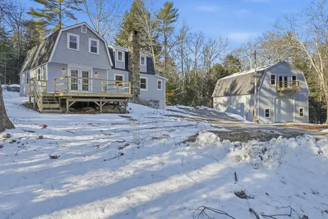 33 Robbins Road Union ME 04862