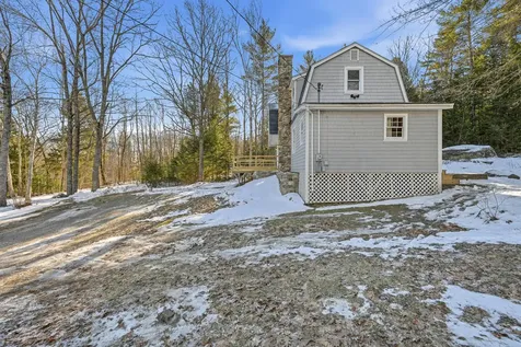 33 Robbins Road Union ME 04862