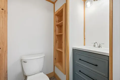 33 Robbins Road Union ME 04862