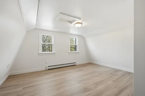 33 Robbins Road Union ME 04862
