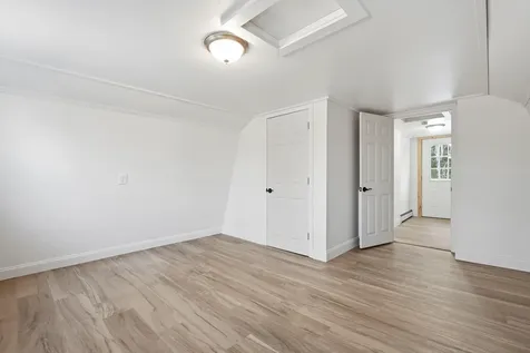 33 Robbins Road Union ME 04862