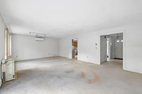 22 Oakwood Lane Kennebunk ME 04043