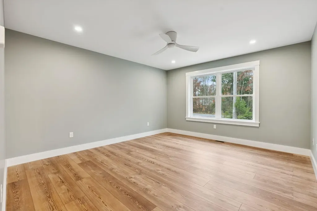 245 Foye Road Wiscasset ME 04578