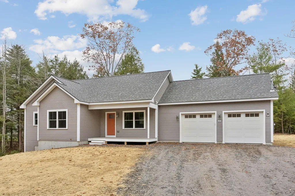 245 Foye Road Wiscasset ME 04578