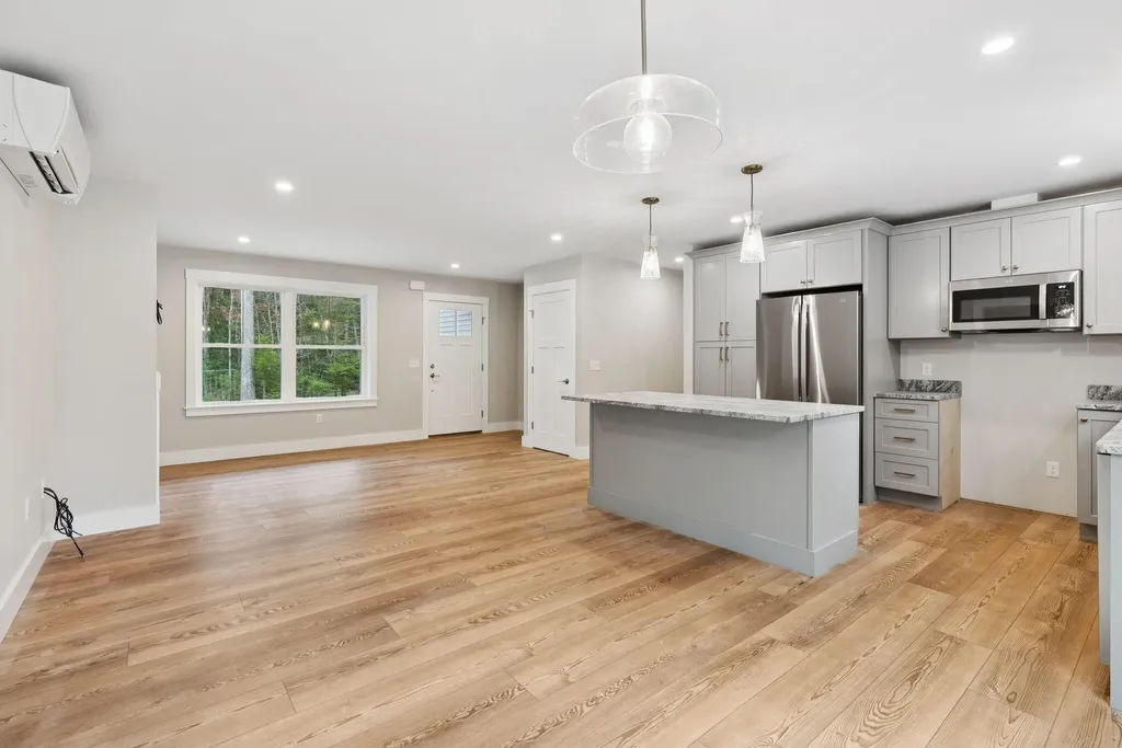 245 Foye Road Wiscasset ME 04578