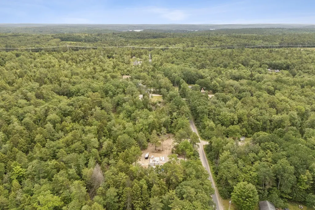 245 Foye Road Wiscasset ME 04578