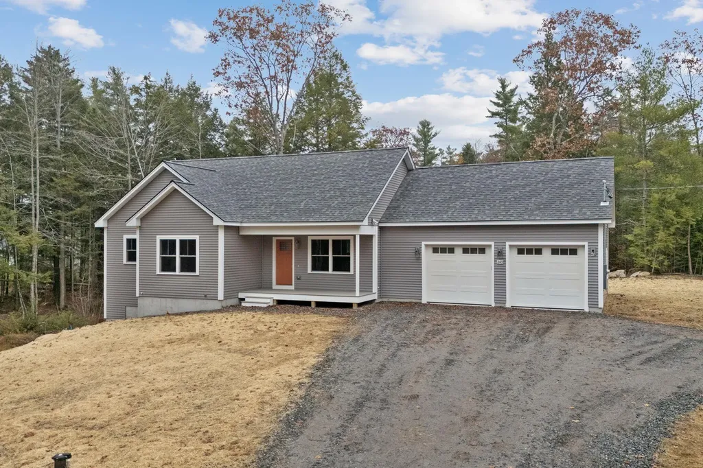 245 Foye Road Wiscasset ME 04578
