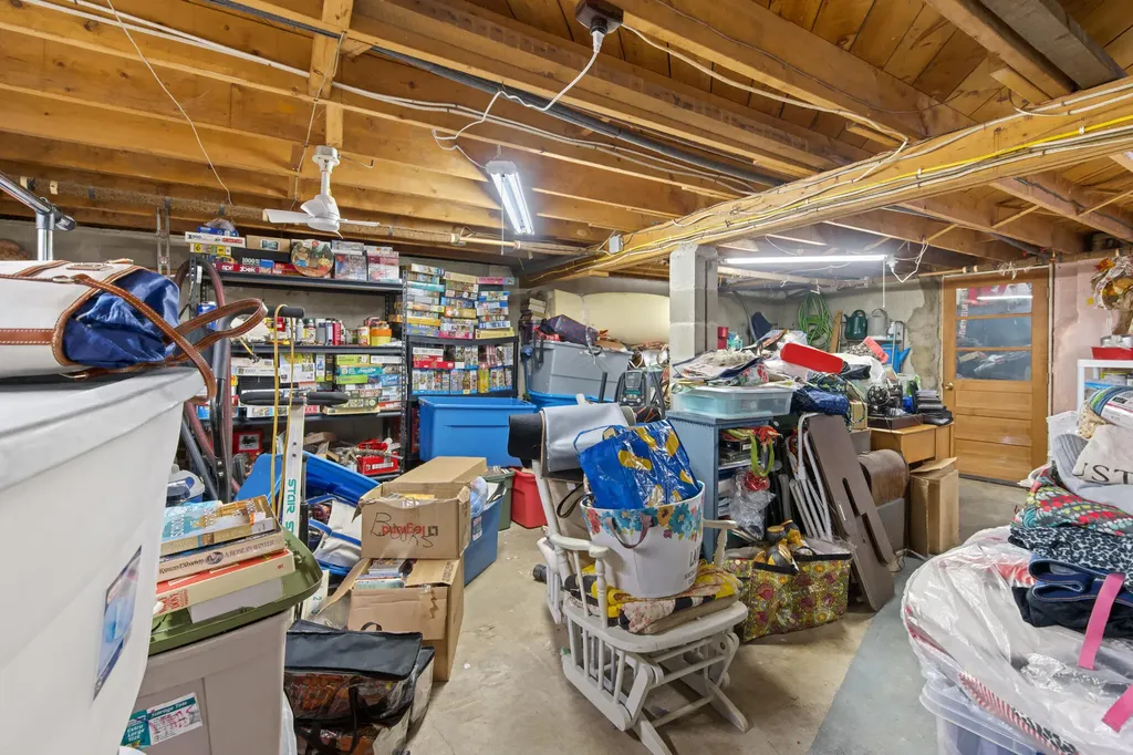 284 Parkway S Brewer ME 04412