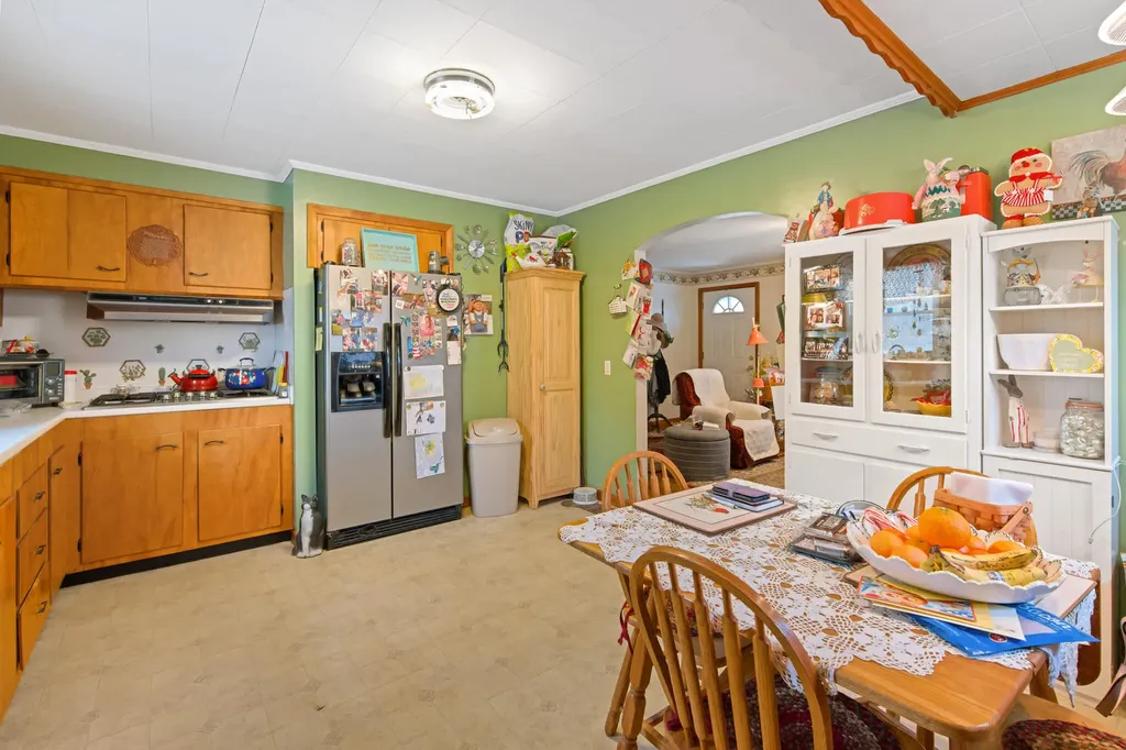 284 Parkway S Brewer ME 04412