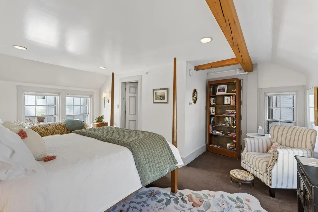 969 Washington Street Bath ME 04530