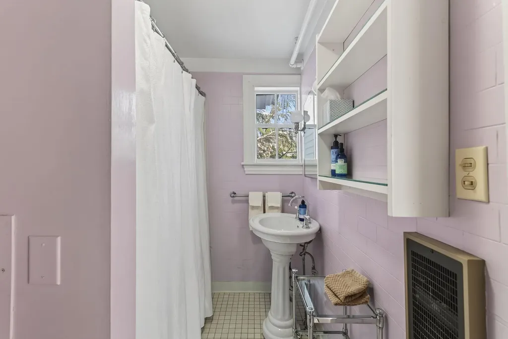 969 Washington Street Bath ME 04530