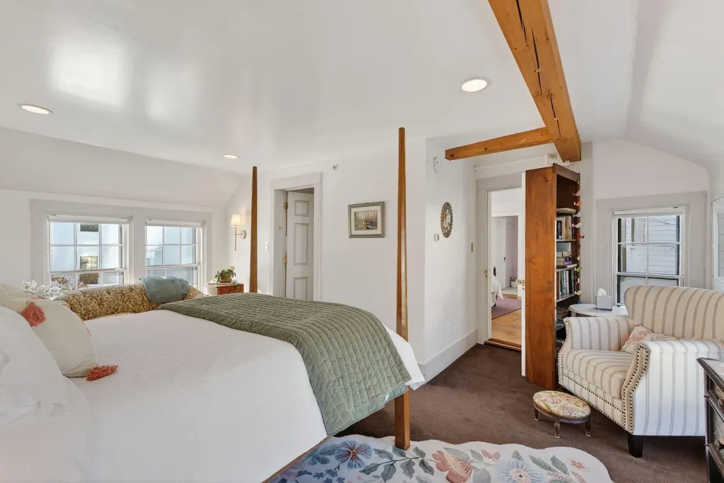 969 Washington Street Bath ME 04530
