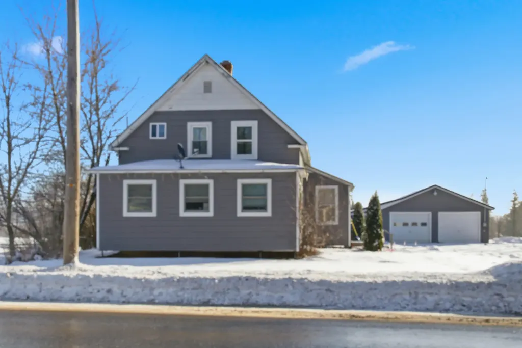 63 Dexter Road Corinna ME 04928