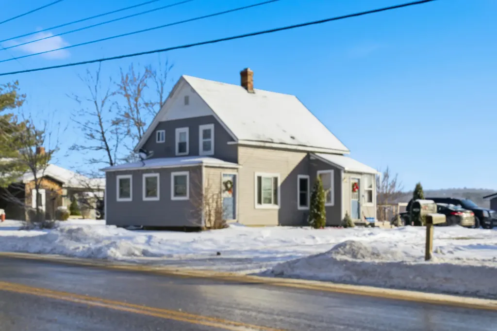 63 Dexter Road Corinna ME 04928