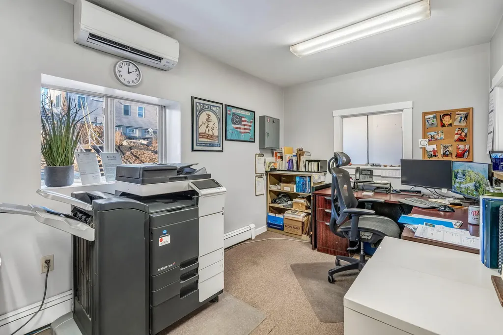 771 Main Street Rockland ME 04841