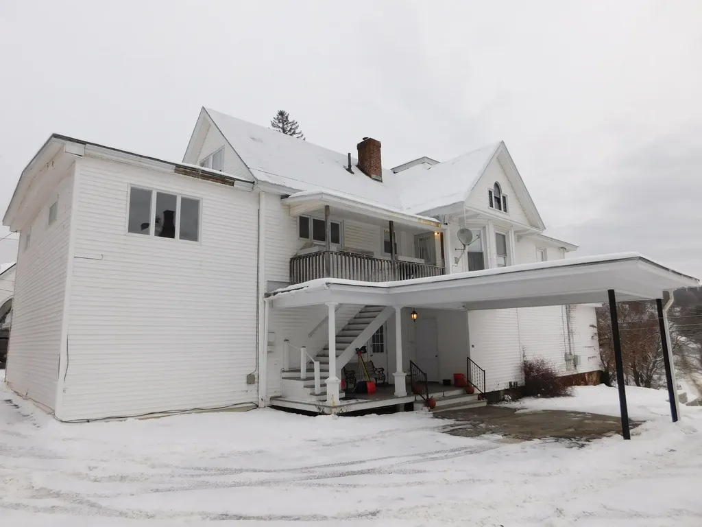 61 Main Street Dexter ME 04930
