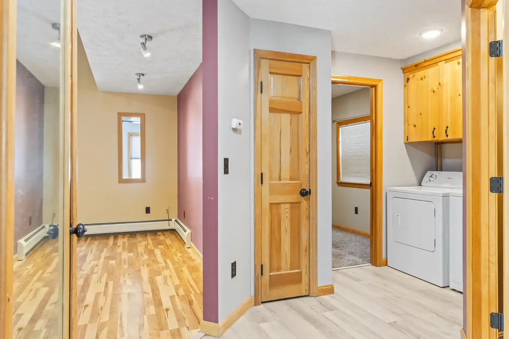 823 Washington Street N Auburn ME 04210