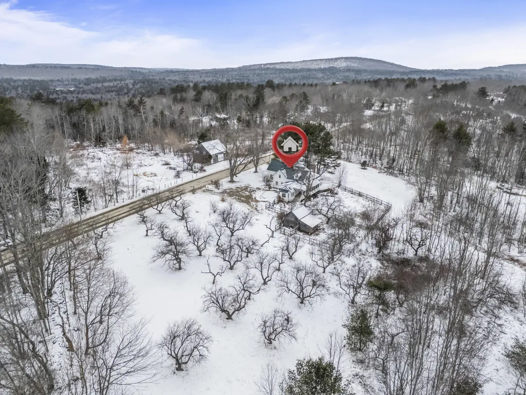 149 Youngs Hill Road Washington ME 04574