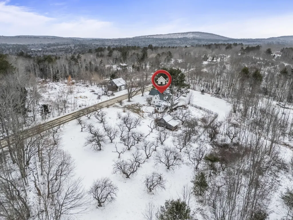 149 Youngs Hill Road Washington ME 04574