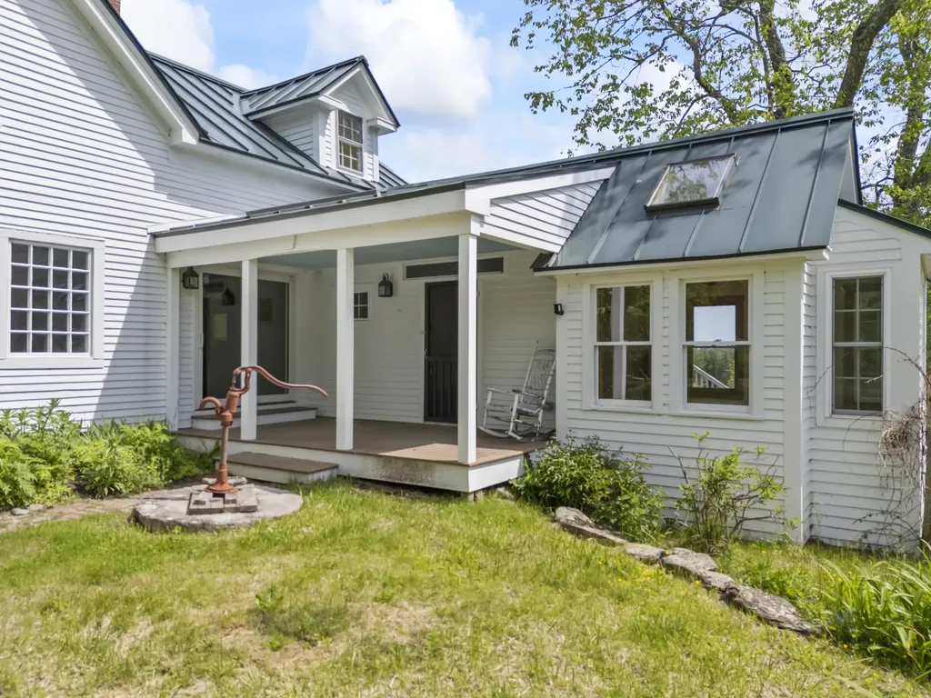 149 Youngs Hill Road Washington ME 04574