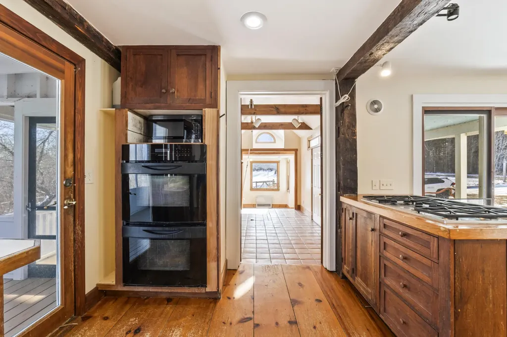 149 Youngs Hill Road Washington ME 04574