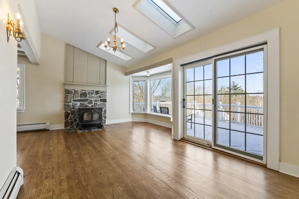 149 Youngs Hill Road Washington ME 04574