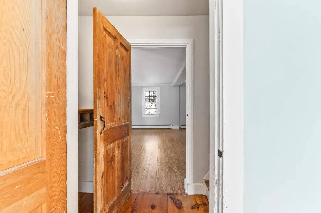 149 Youngs Hill Road Washington ME 04574