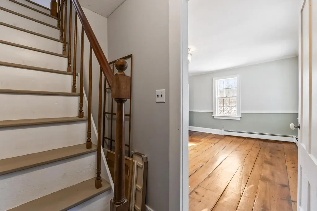 149 Youngs Hill Road Washington ME 04574