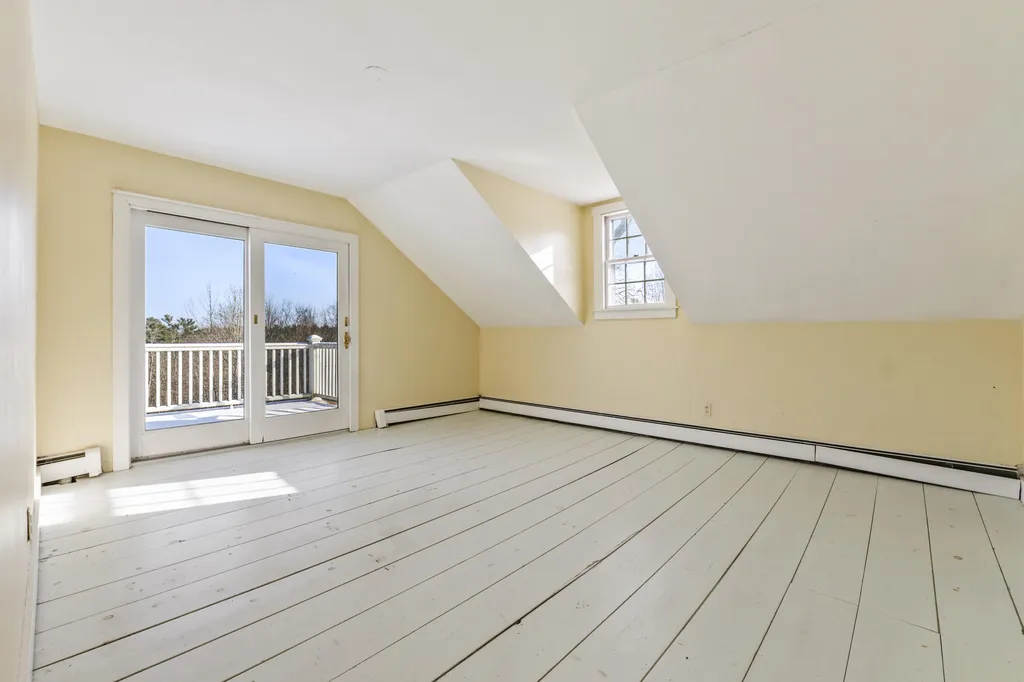 149 Youngs Hill Road Washington ME 04574