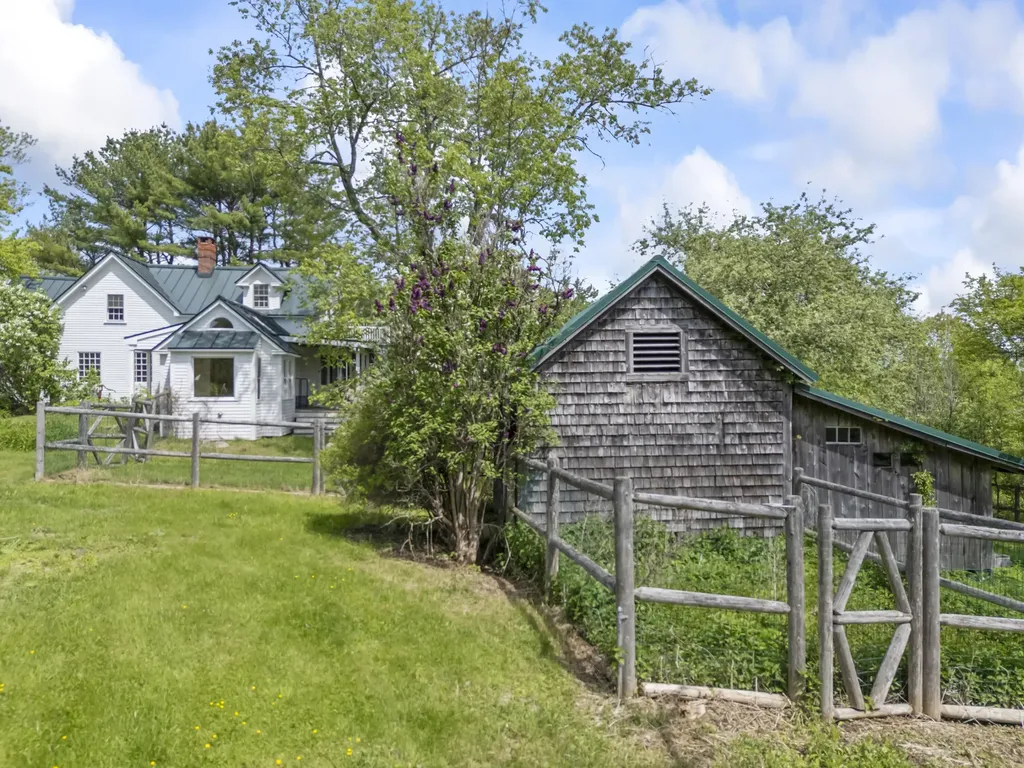 149 Youngs Hill Road Washington ME 04574