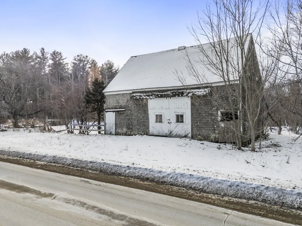 149 Youngs Hill Road Washington ME 04574
