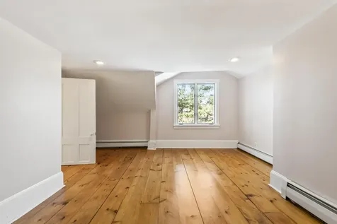 149 Youngs Hill Road Washington ME 04574