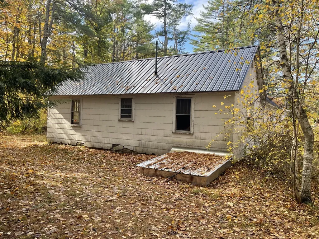 313 Augusta-rockland Road Windsor ME 04363