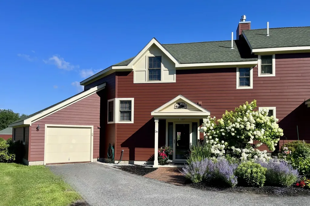 29 Winsor Green Road Naples ME 04055