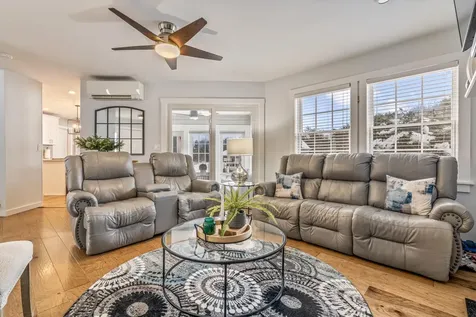 29 Winsor Green Road Naples ME 04055