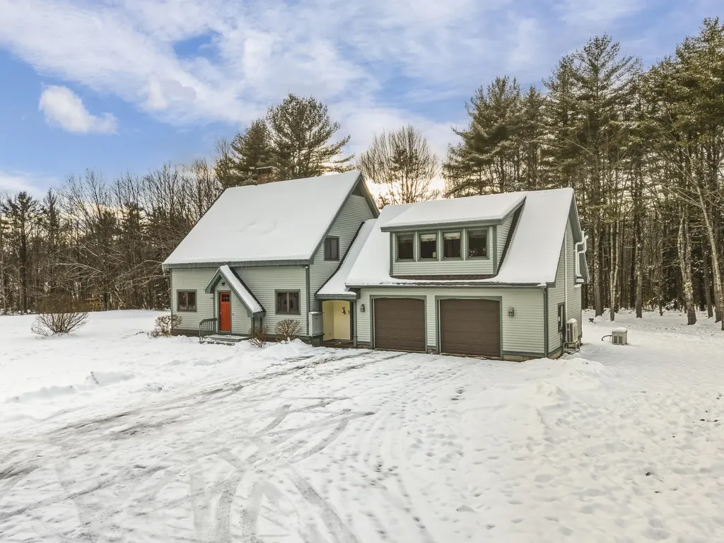 227 Benson Road Manchester ME 04351