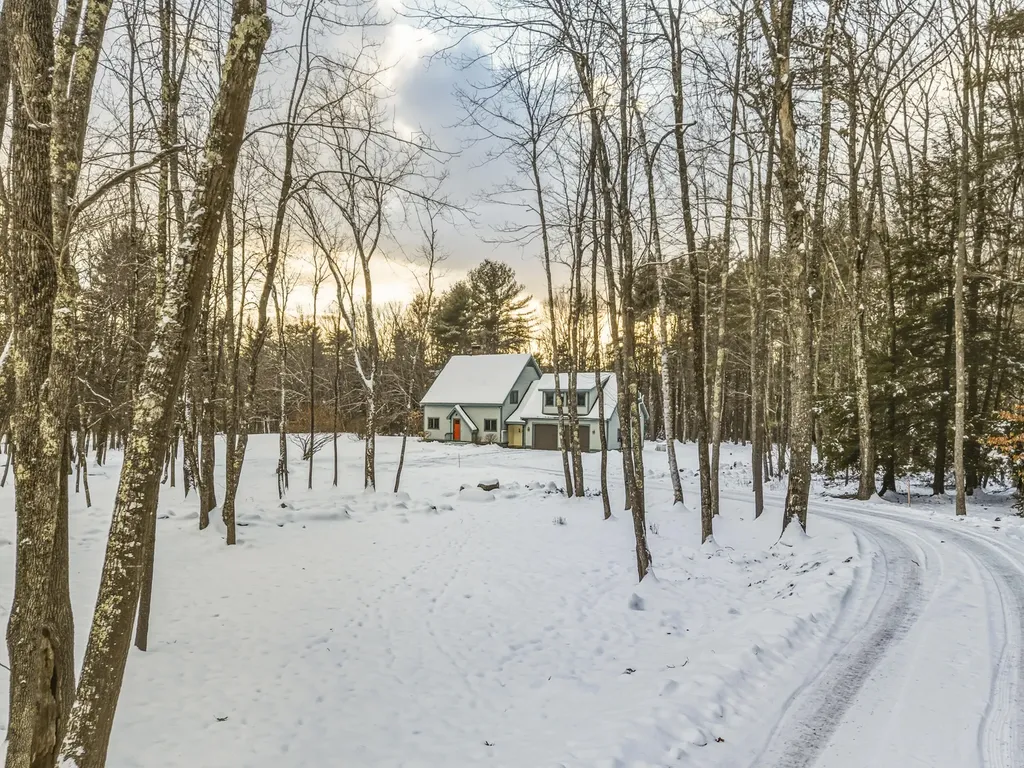227 Benson Road Manchester ME 04351
