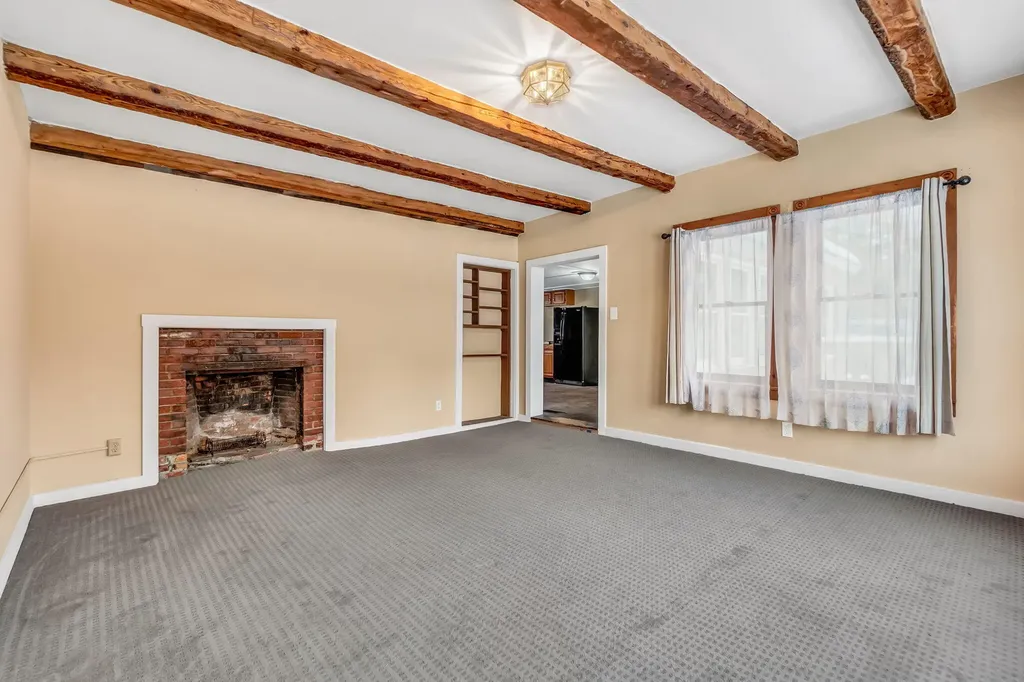691 Zions Hill Road Chesterville ME 04938