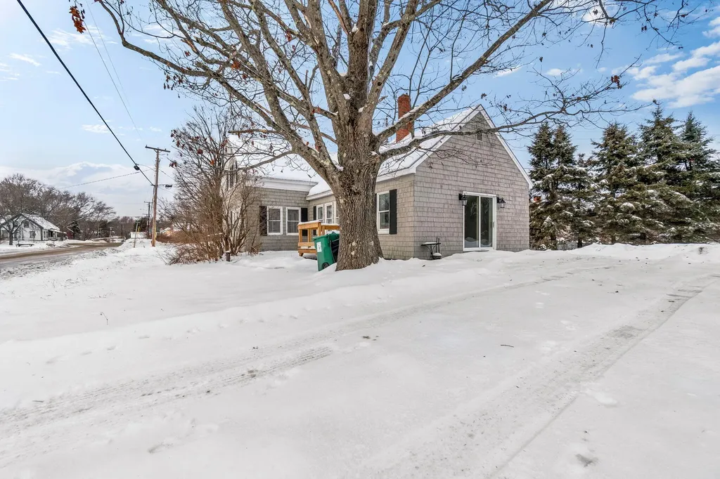 691 Zions Hill Road Chesterville ME 04938