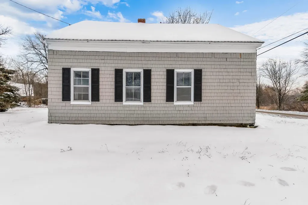 691 Zions Hill Road Chesterville ME 04938