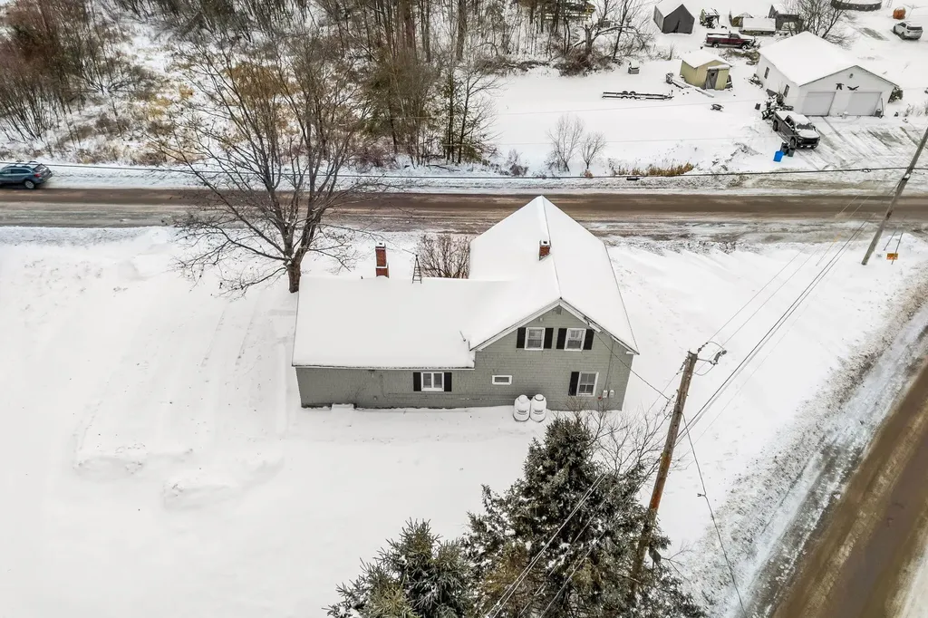 691 Zions Hill Road Chesterville ME 04938
